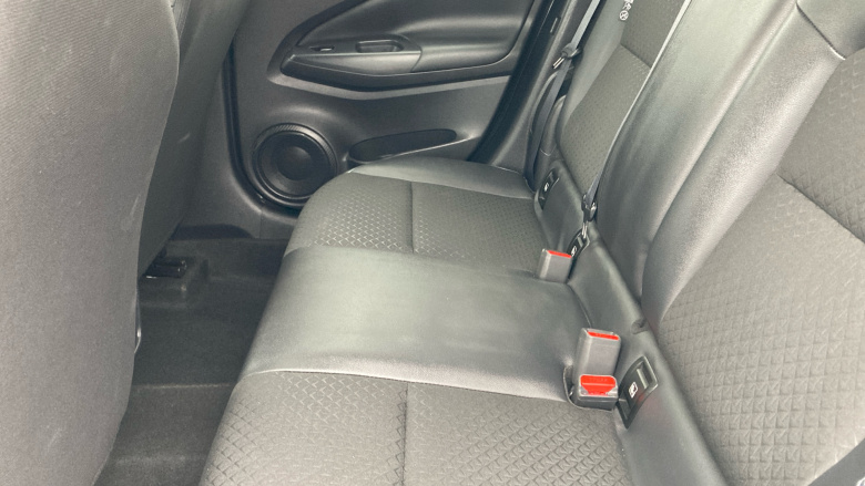 Nissan Juke 1.0 DiG-T 114 N-Connecta 5dr Petrol Hatchback